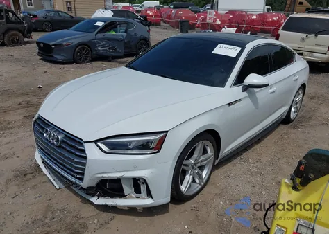 2018 Audi A5 2.0T Premium из США, поврежденный, VIN WAUFNCF5XJA091433